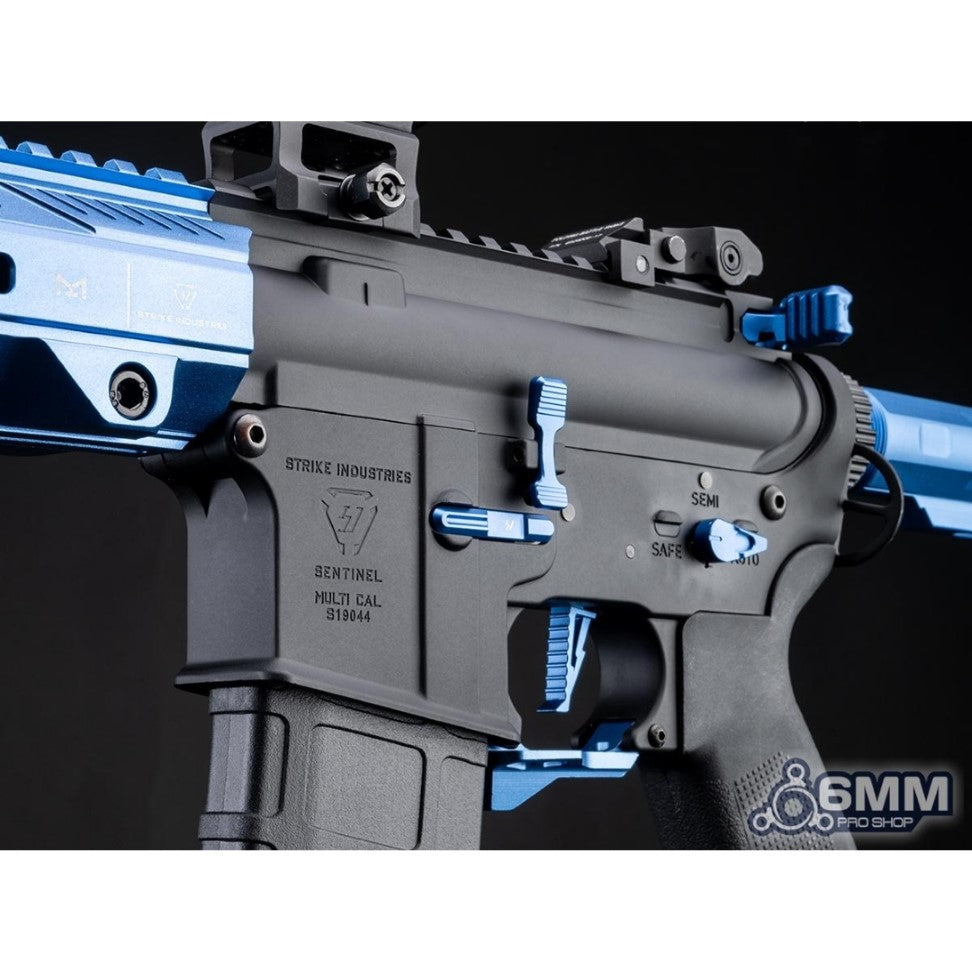 Replica 6mmProShop Strike Industries Licenciada "Sentinel" M4 AEG Azul / 10" Gridlok lite