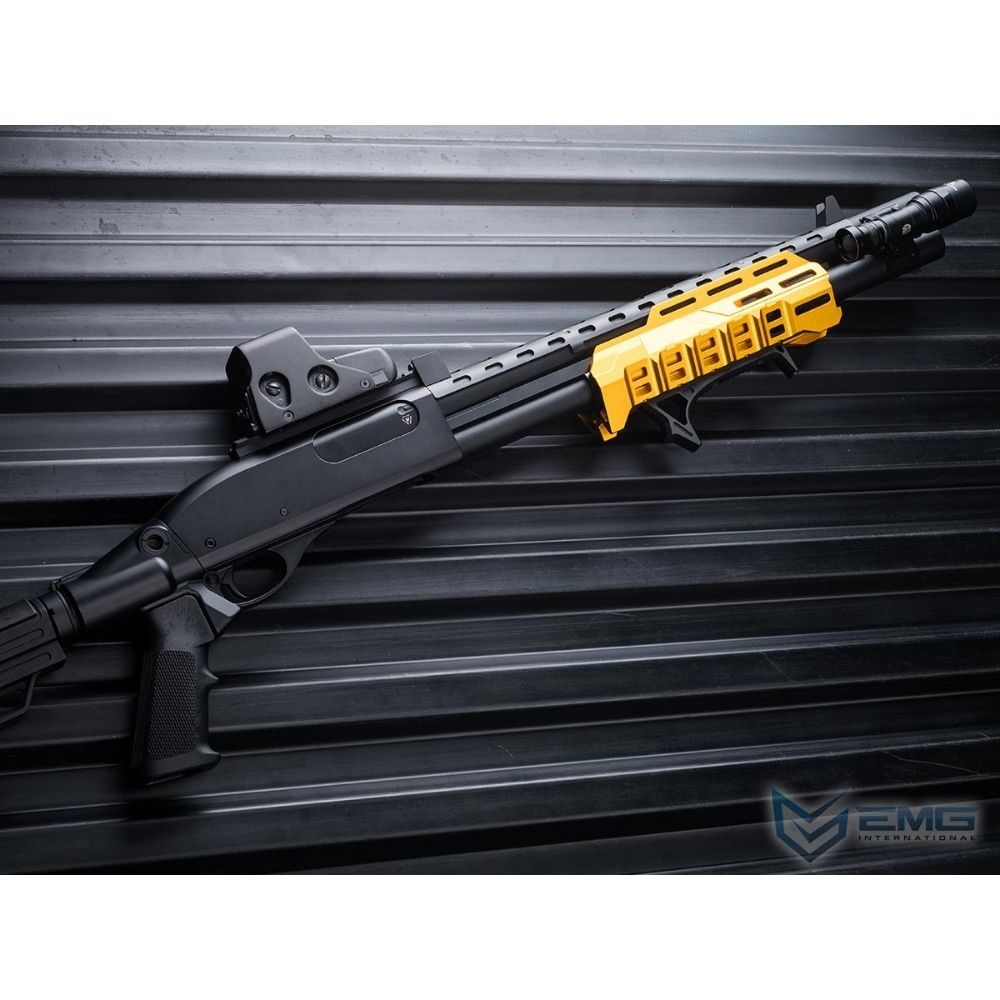Escopeta Airsoft EMG x Strike Industries M870 Co2 - Gold